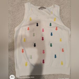 Loft M Pineapple Embroider Top M